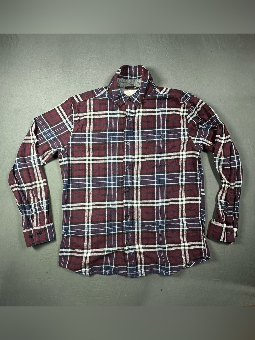 Weatherproof Vintage Men Size Medium Flannel Shirt Plaid Cotton Button Down